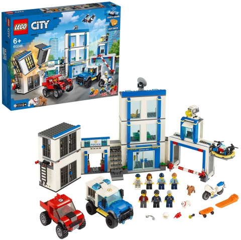 LEGO® 60246 City Posterunek Policji - oryginalne opakowanie lekko wgięte w transporcie,oryginalna gwarancja LEGO. LEGO® 60246 City Posterunek Policji - oryginalne opakowanie lekko wgięte w transporcie,oryginalna gwarancja LEGO.
